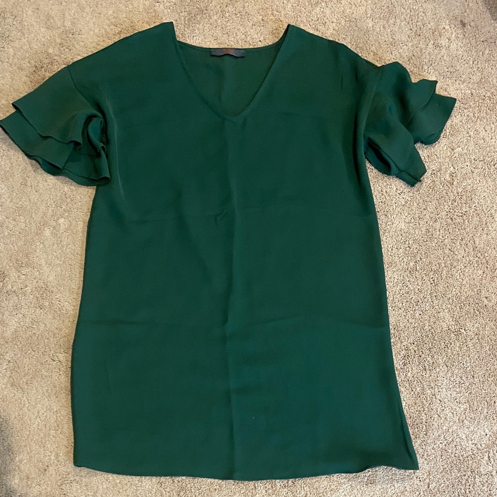 Elegant Emerald Green Ruffle Sleeve Loose Dress